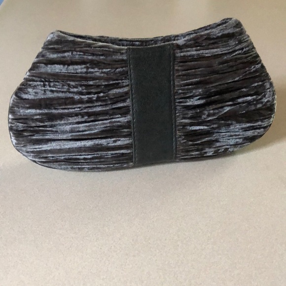 Shiraleah Handbags - 💜Shiraleah Clutch